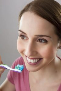 Was kann man gegen Zahnfleischentzündung tun